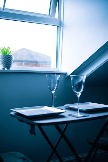 The Beach Suite - Top Floor With Easy Invest Lowestoft Extérieur photo