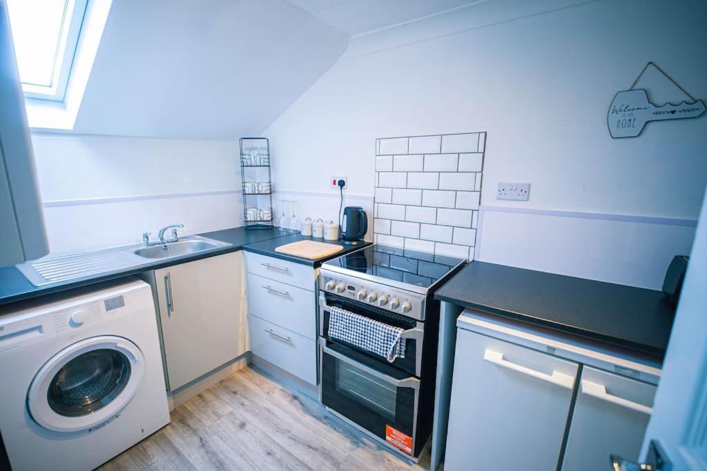 The Beach Suite - Top Floor With Easy Invest Lowestoft Extérieur photo